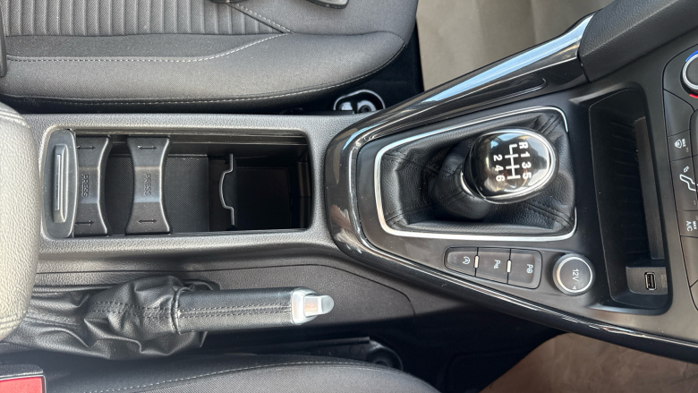 Ford Focus 1.0 EcoBoost 125 Titanium 5dr Petrol Hatchback